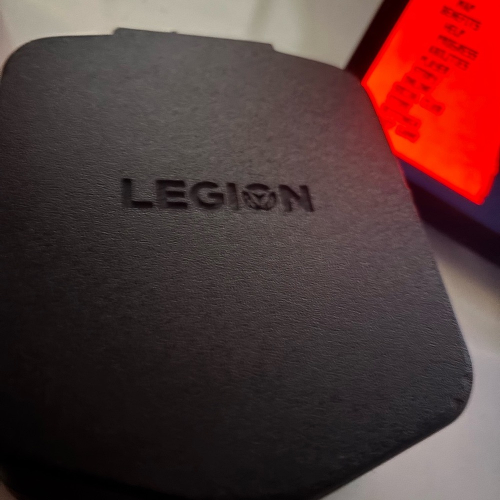 Legion Go Controller Case Accessory - Picture 3 of 3
